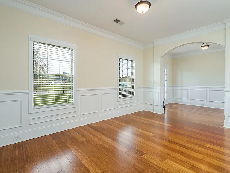 965 McCathern Ave — Photo 6
