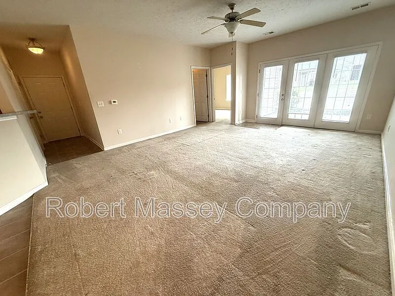 9400 Clubview Dr #101 — Photo 9