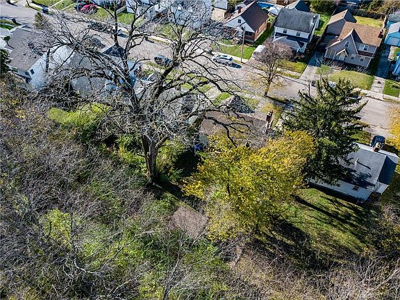 4th image of 30 S Delmar Ave