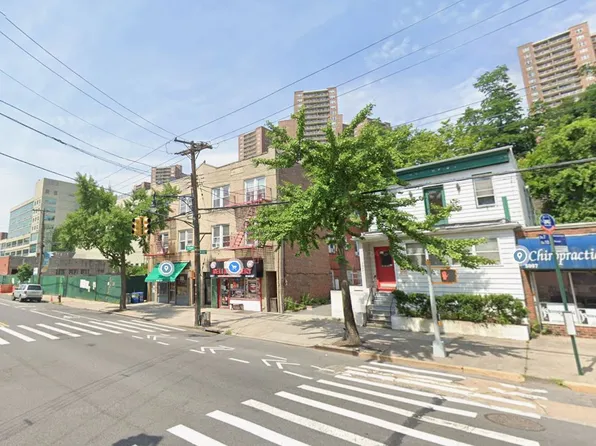 5995 Riverdale Avenue image 2 of 5