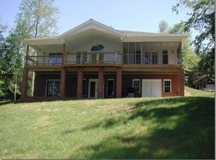 150 Wildwood Trail Dr, Statesville, NC 28677