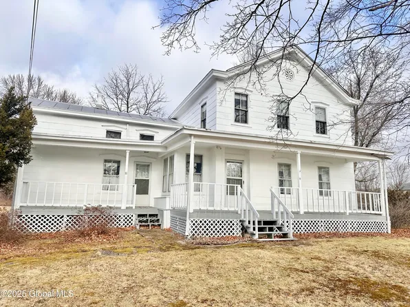 11 Footbridge Road, Stockport, NY 12534