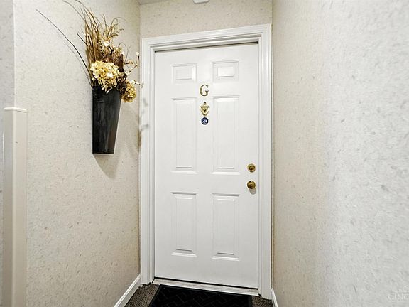4th image of 7317 Chatham Ct #10G