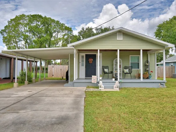 208 Florida Dr, Auburndale, FL 33823
