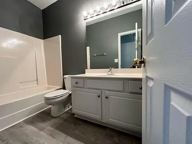 1509 Sudbury Ct — Photo 13
