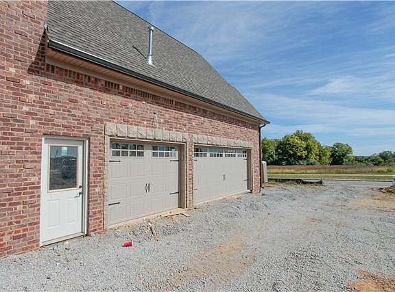 2nd image of 1253 Foxland Blvd #1253