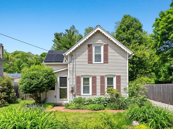68 Cottage Street, New Hartford, CT 06057