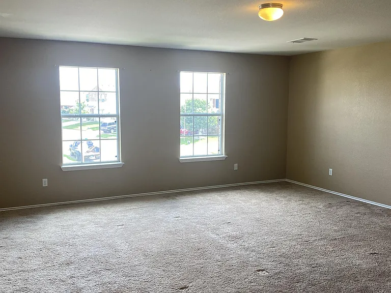 3216 Claymore St — Photo 11