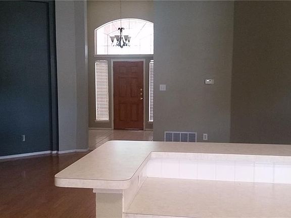 3rd image of 5321 Hibbs Dr