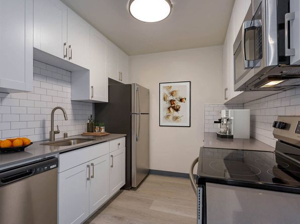 5285 Diamond Heights Blvd #1-109