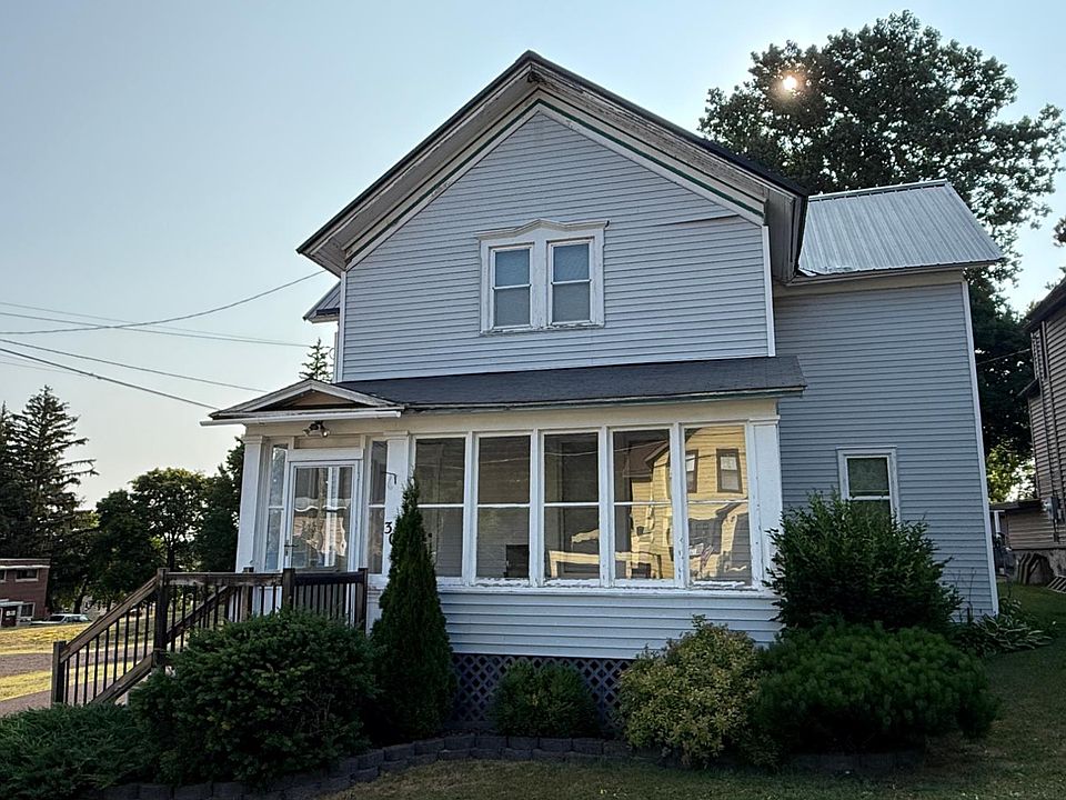 1st image of 305 5th Ave S