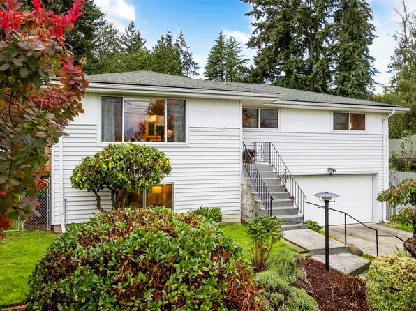 13315 3rd Avenue NE, Seattle, WA 98125