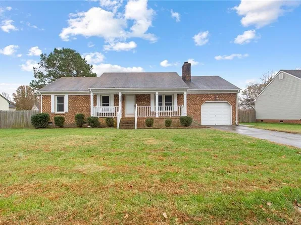 505 Appaloosa Trl, Chesapeake, VA 23323