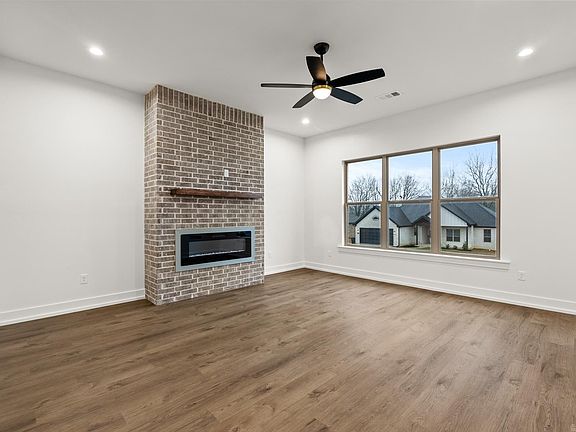 3rd image of 229 Michelle Dr