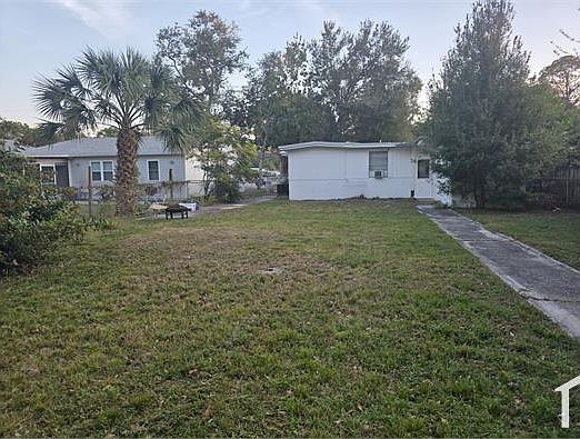 2nd image of 504 6th Ave NW
