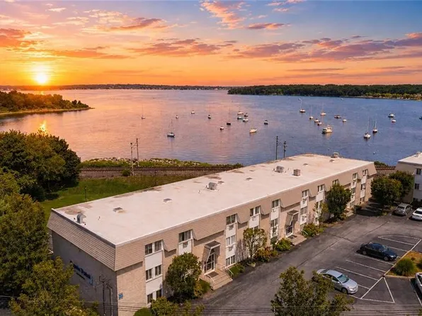 4430 Post Rd #E65, East Greenwich, RI 02818