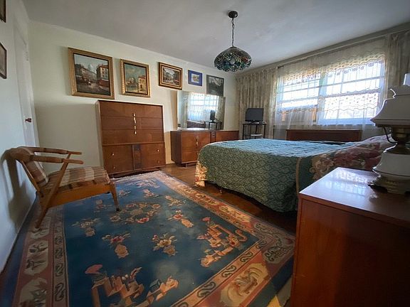 4th image of 5008 61st St