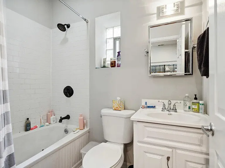 1722 W Ohio St #2 — Photo 10