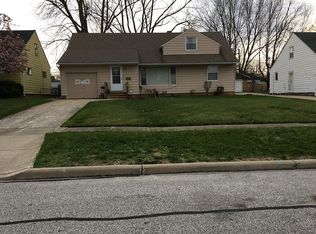 4000 Suffolk Rd, South Euclid, OH 44121
