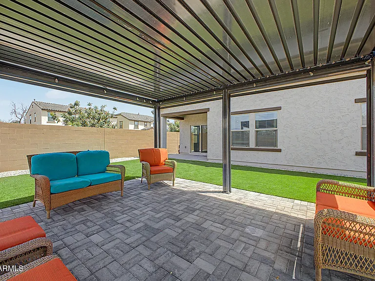 8620 W Hayward Ave — Photo 37