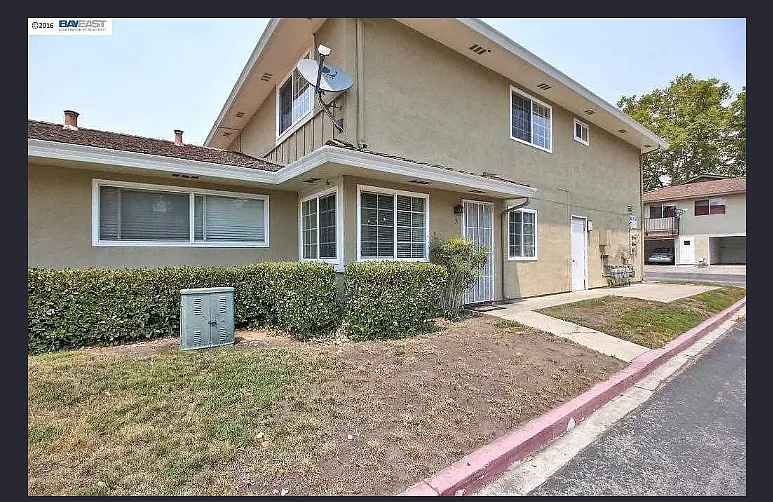 2 bed, 903 sqft, $3,000 — Photo 1