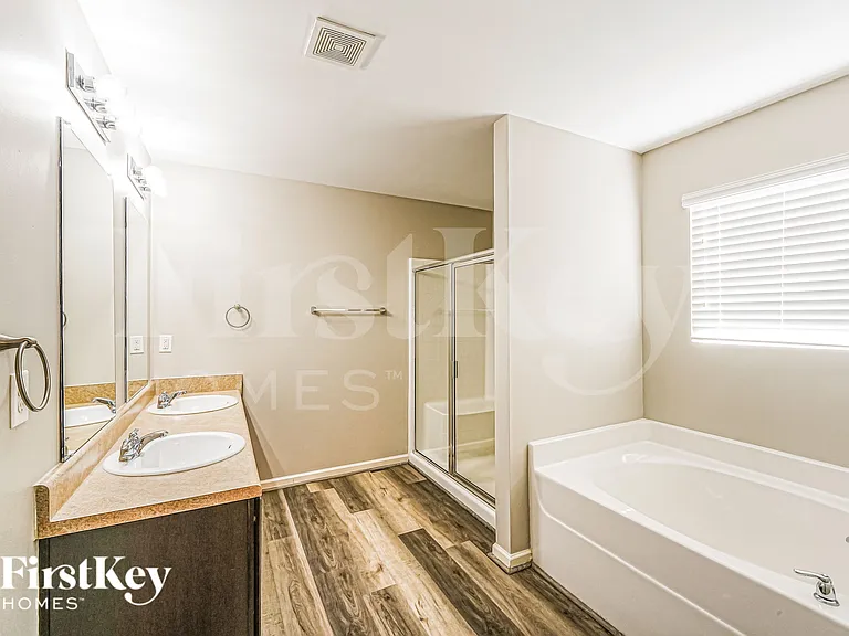 4832 Deer Foot Cv — Photo 13