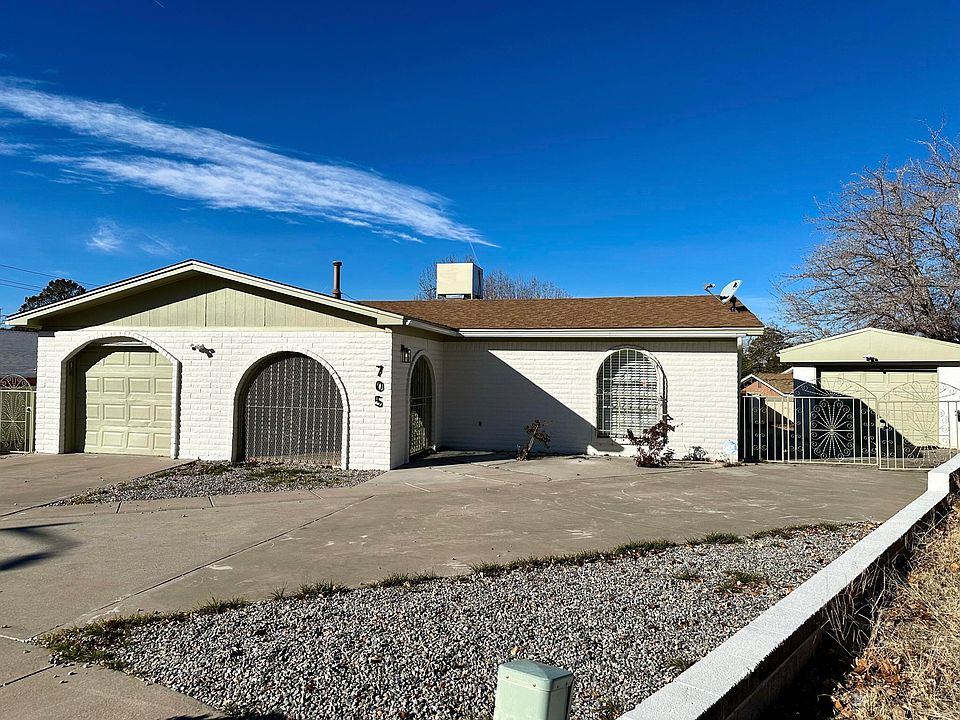 1st image of 705 Don Cipriano Ct NE