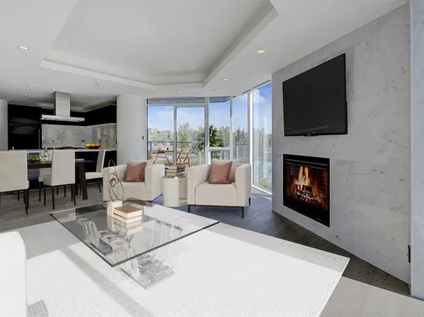 738 SE 1st Ave SW #1101, Calgary, AB T2P 5G8