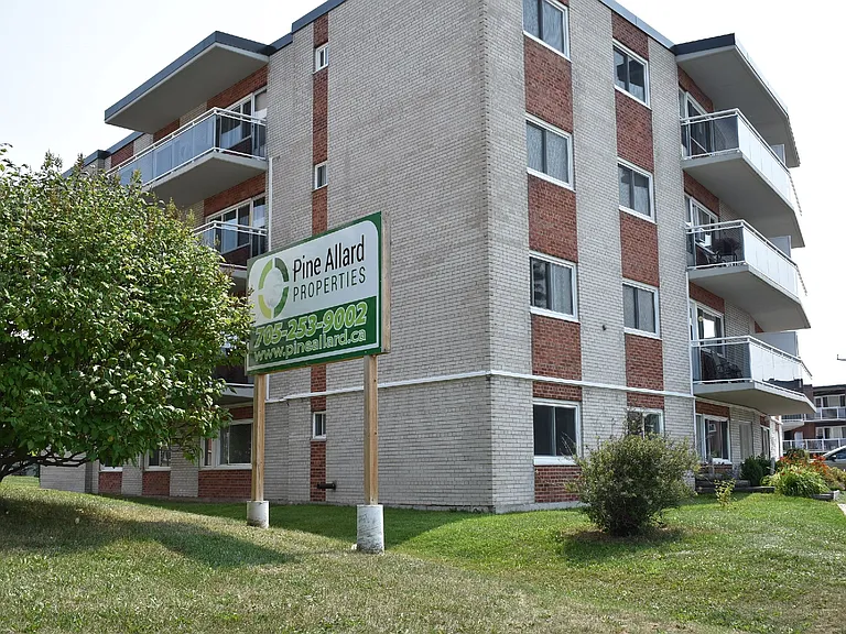 751 Pine St #109 — Photo 3