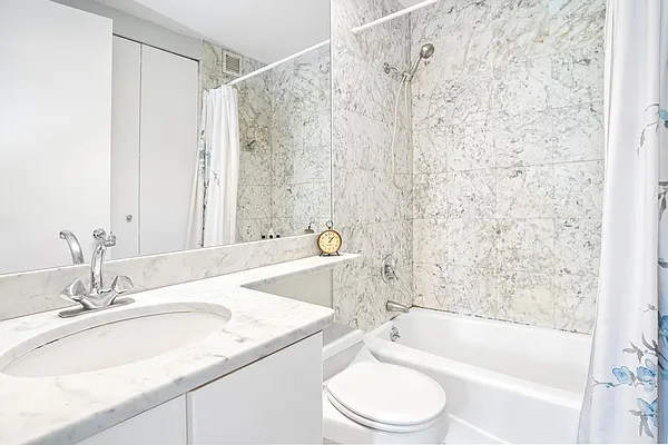 Rented by Douglas Elliman | media 4