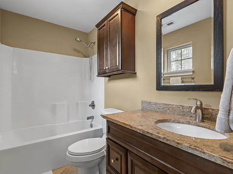 155 Devon Cir — Photo 38