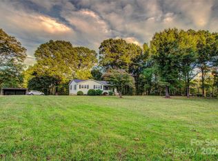 520 Bud Black Rd, Crouse, NC 28033