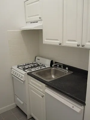 Rented by City & Suburban | media 22