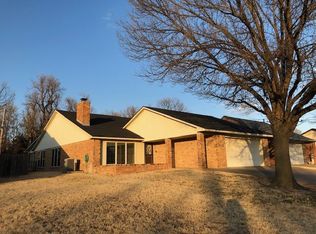 3626 Whippoorwill Ln, Enid, OK 73703