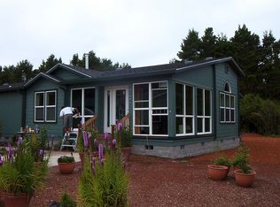 87698 Mar Azul Ter, Florence, OR 97439