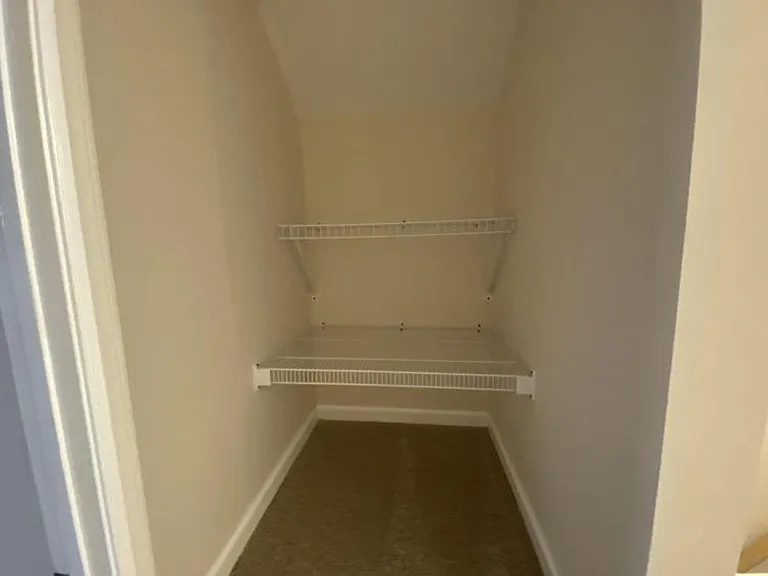 209 Homewood Dr — Photo 16