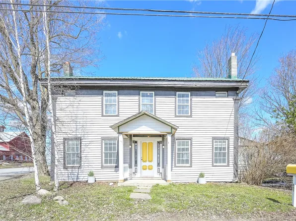 665 E Lykers Rd, Sprakers, NY 12166