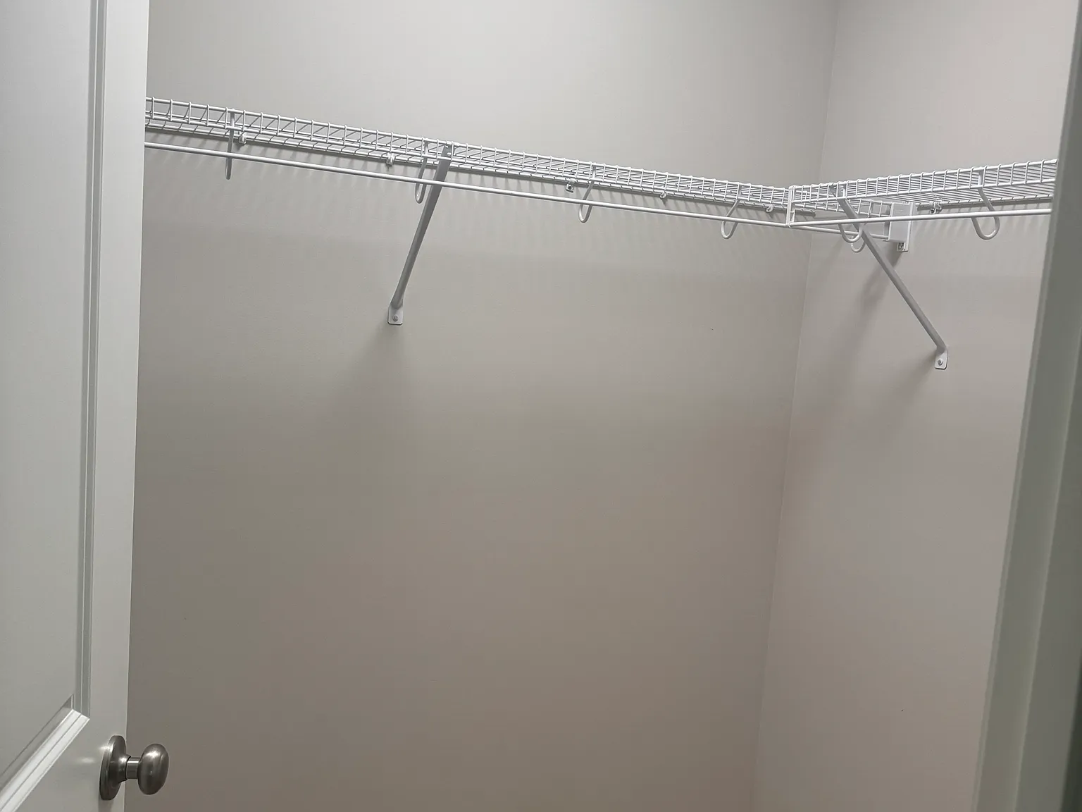 3 bed, 1700 sqft, $2,450 — Photo 3