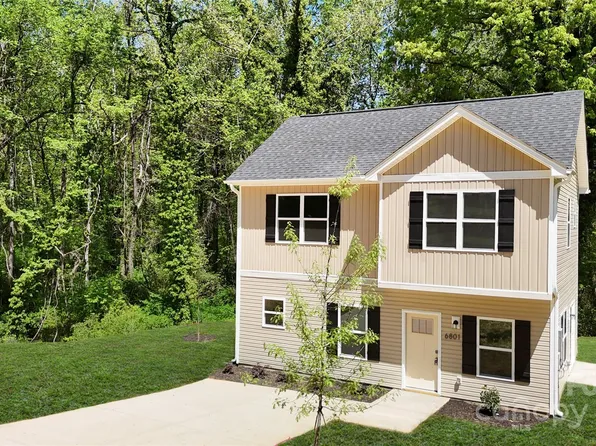 6801 Elmwood Cir, Charlotte, NC 28214