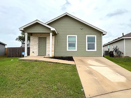 4011 Imogene Ivy Photo 1
