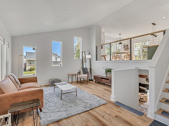 3rd image of 2077 S Baxter Dr