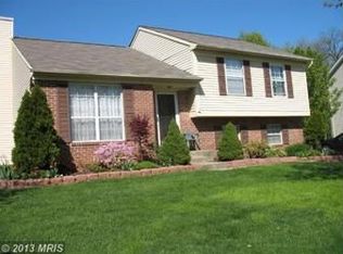 8 Leinster Garth, Baltimore, MD 21236