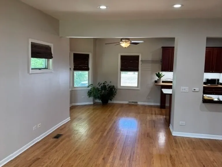 255 S Happ Rd — Photo 6