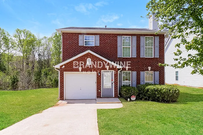 3915 Riverside Pkwy photo 1