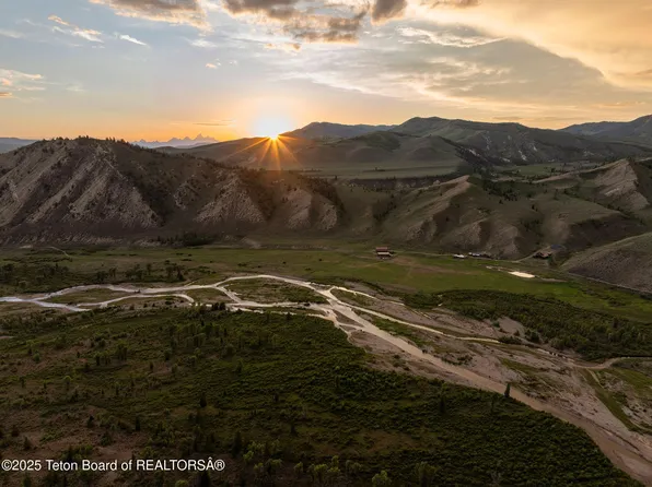 27820 E Elk Track Ranch Rd, Kelly, WY 83011