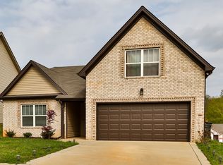 462 Golf Club Ln, Springfield, TN 37172
