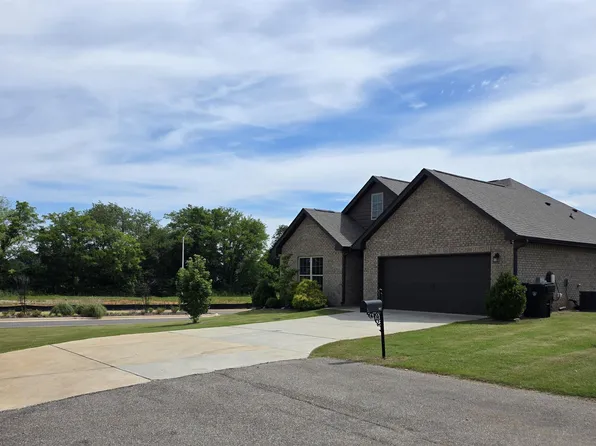 401 McCollum Rd, Meridianville, AL 35759