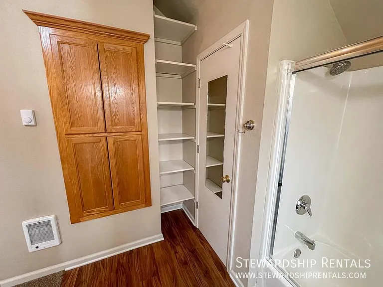 1472 E 19th Ave — Photo 19