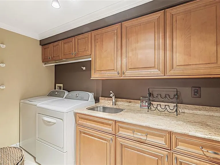 8471 Abbington Cir #1111 — Photo 15