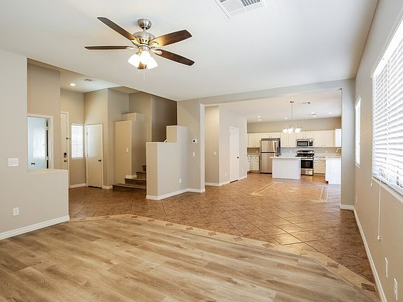 5th image of 3016 W La Madre Way